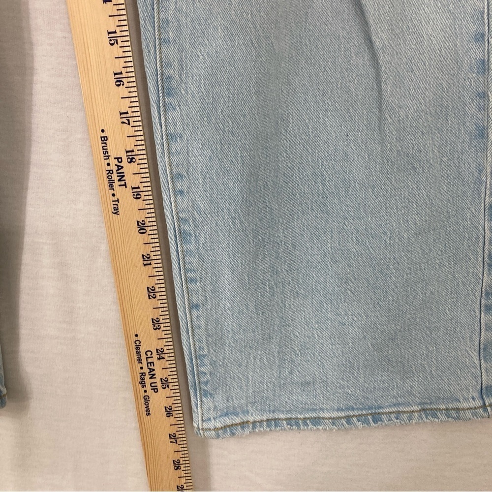 Levi's Light Wash Distressed Women’s Jeans - Picture 8 of 13